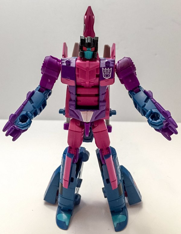 Transformers Figure Subscription Service 4 Spinister Detailed Photo Gallery 12 (12 of 18)